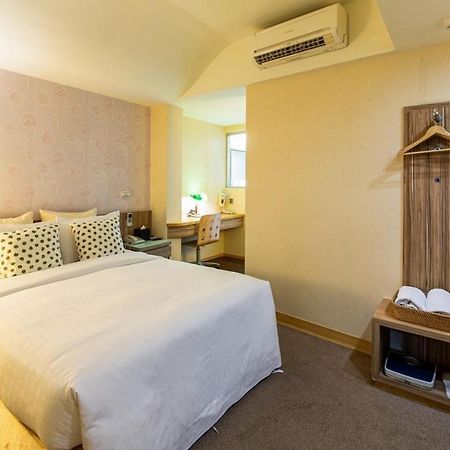 Hotel Color Banciao Εξωτερικό φωτογραφία